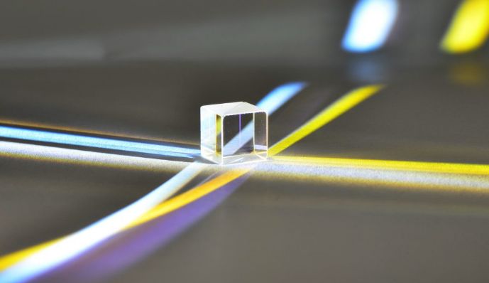 Polarizing beamsplitter (PBS) cubes